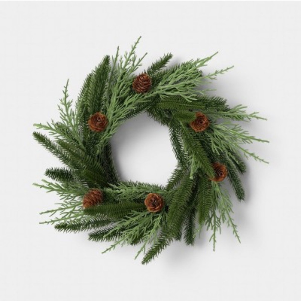 Room Essentials Christmas Wreath